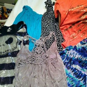 Lot of 6 women's tops. Like new condition!